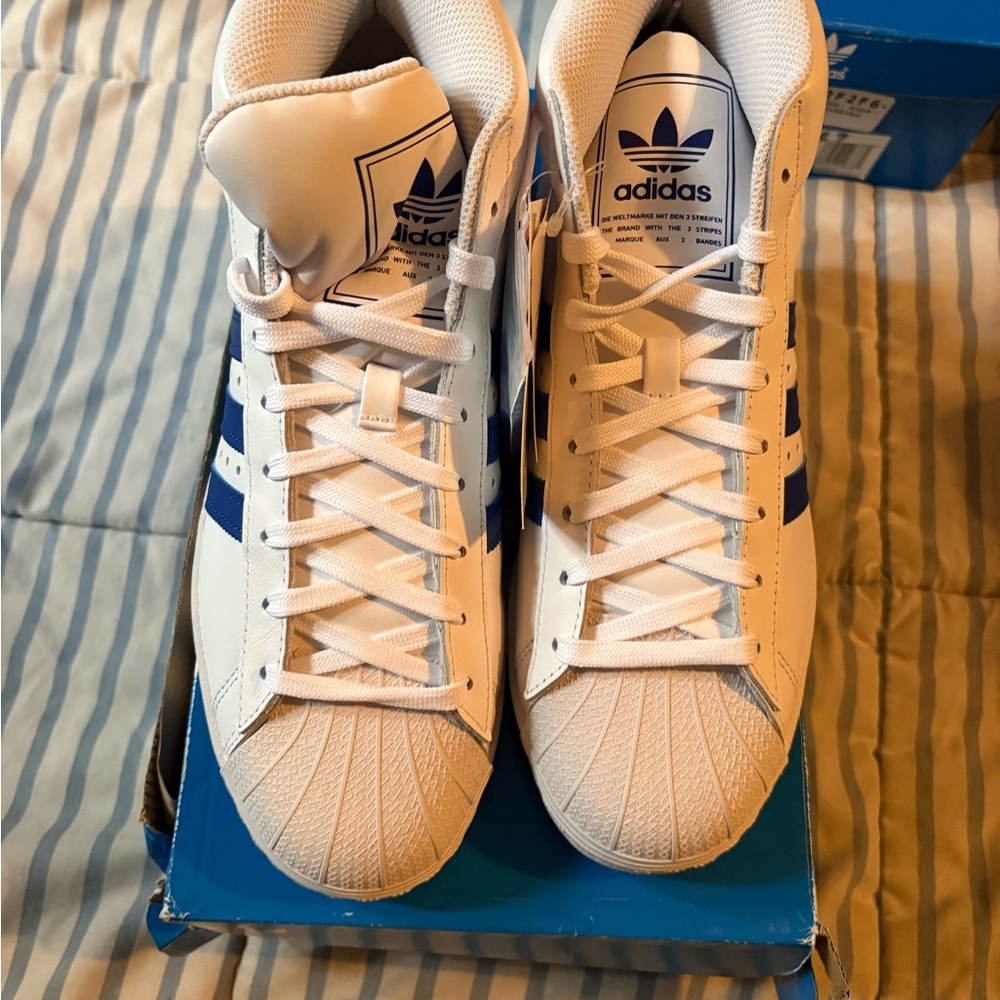 Adidas Pro Model White with Blue Stripes - Picture 7 of 9